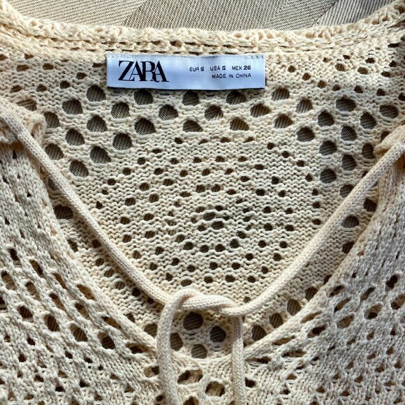 Zara cream crochet boho long sleeve top with V-neck and a front tie - SZ Small - Picture 9 of 9